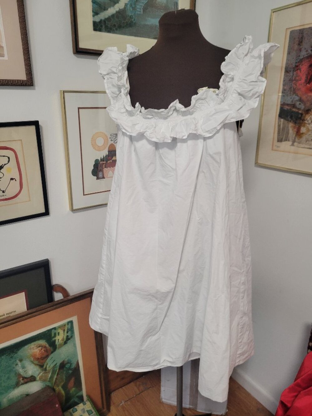 Hyacinth House White Ruffled Scoop Neck Dress Size M
